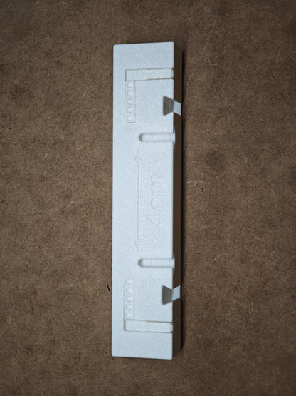 Steinchen-Garage Spitzen und Bommel Halter